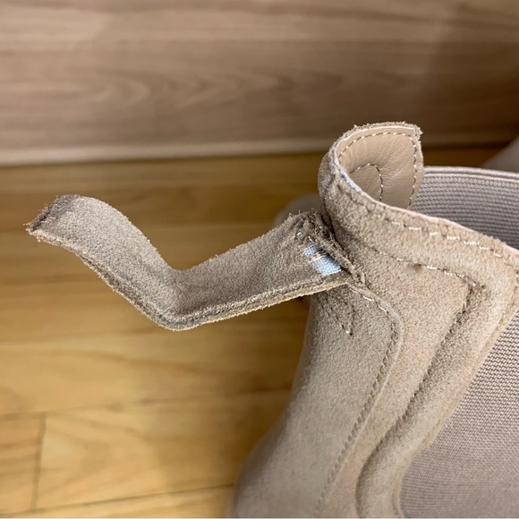 Dolce Vita Hawk H2O Waterproof Chelsea Boot in Mushroom Suede - Size 9.5 - Picture 8 of 9